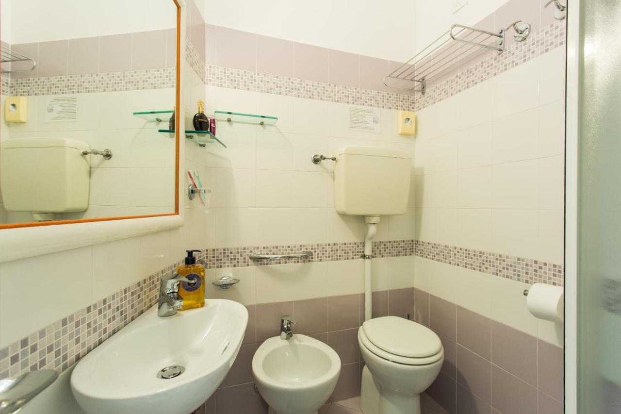 Hotel Puppi Католика Екстериор снимка